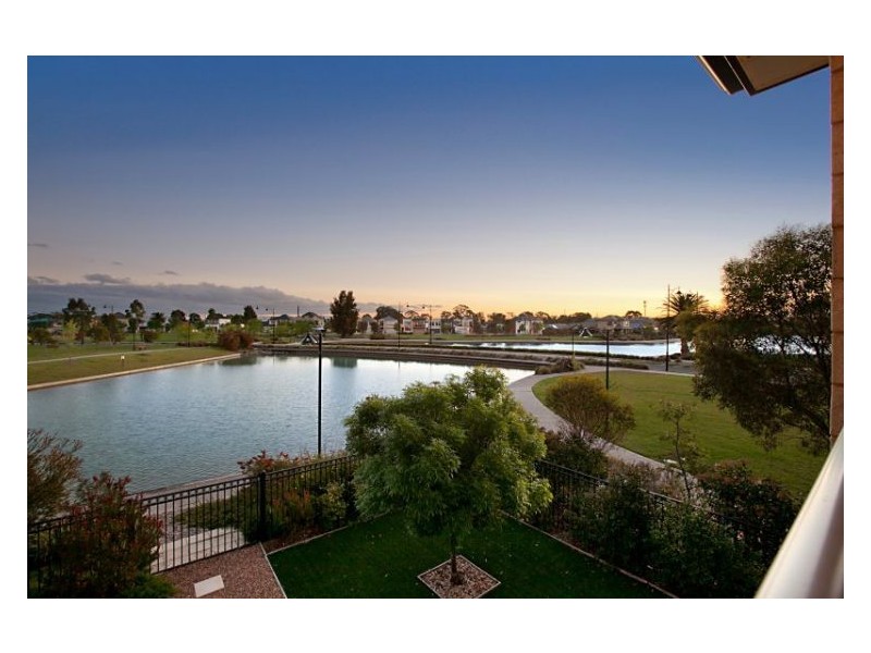 50 Sheaoak Drive, Mawson Lakes SA 5095