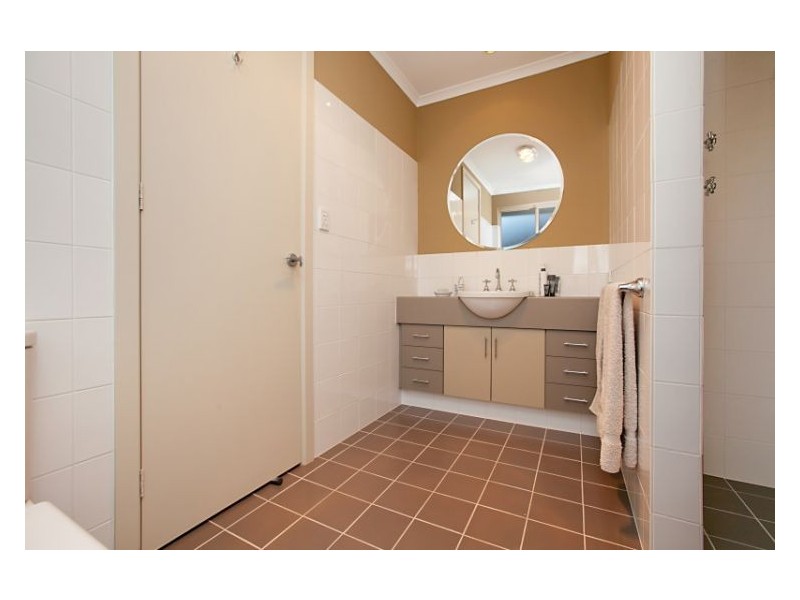 50 Sheaoak Drive, Mawson Lakes SA 5095