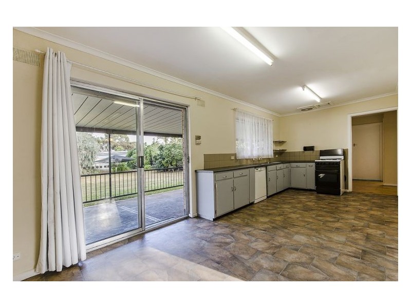 12 Jennifer Terrace, Parafield Gardens SA 5107