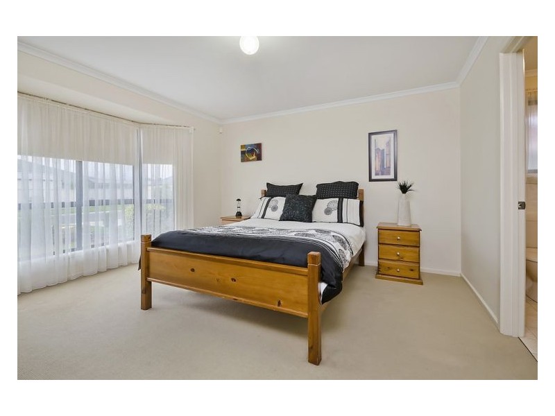 8 Airdrie Avenue, Parafield Gardens SA 5107