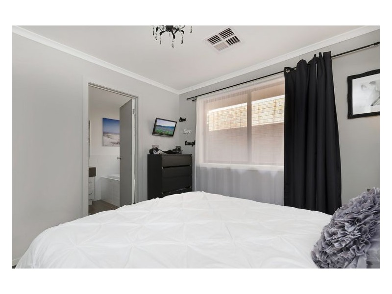 10 West Parkway, Andrews Farm SA 5114