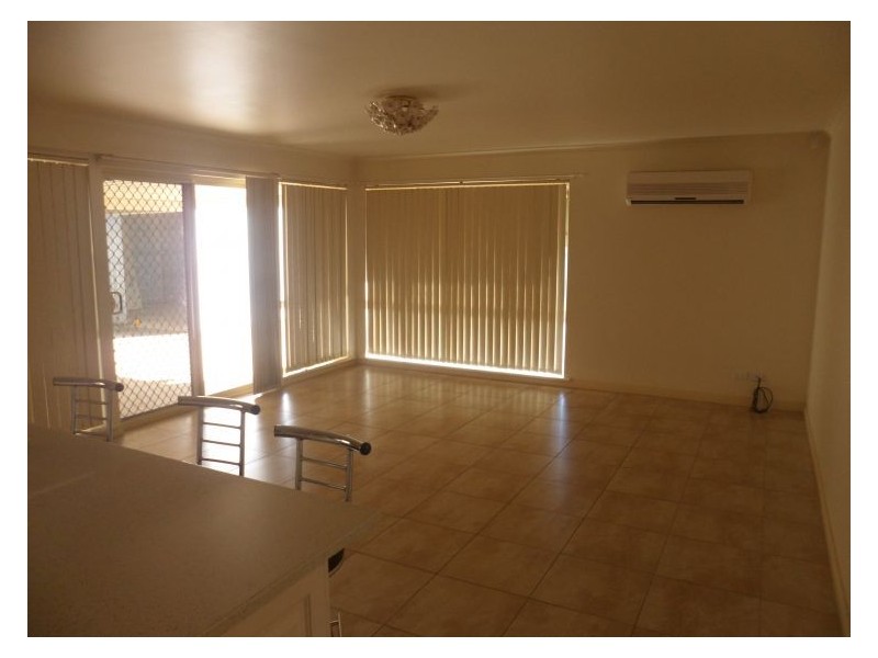 27 Condor Avenue, Burton SA 5110