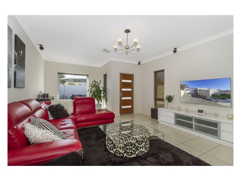 2a Elliot Street, Campbelltown SA 5074