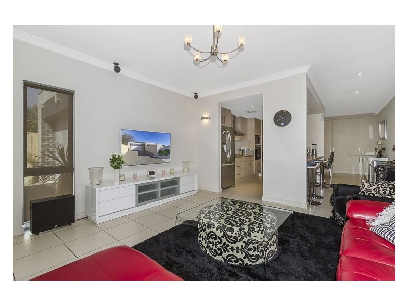 2a Elliot Street, Campbelltown SA 5074