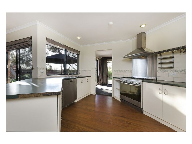 9 Brackenmoor Close, Hillbank SA 5112