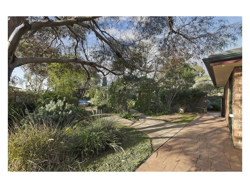 9 Brackenmoor Close, Hillbank SA 5112