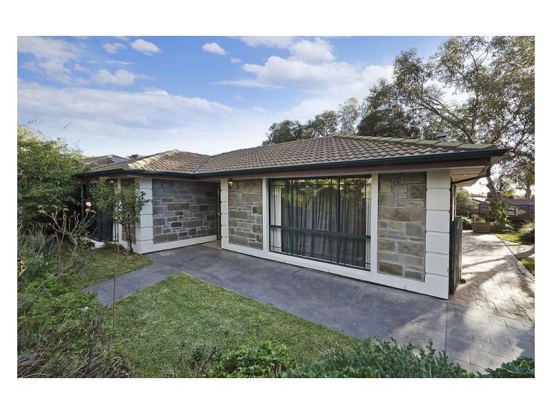 9 Brackenmoor Close, Hillbank SA 5112