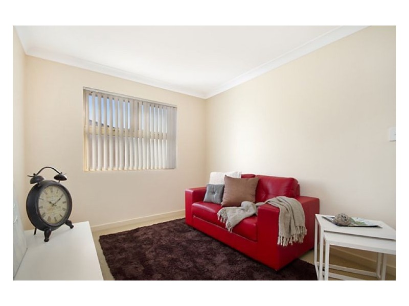 2/221 Martins Road, Parafield Gardens SA 5107