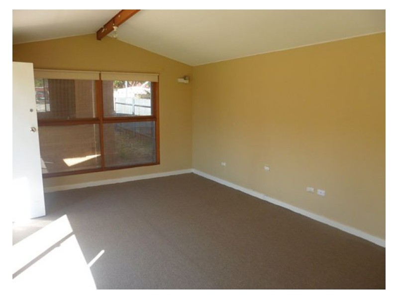 13 Marshalsea Road, Elizabeth Park SA 5113