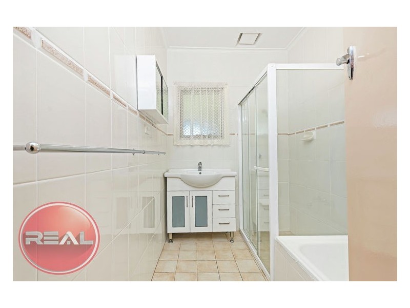 36 Wallace Road, Elizabeth Vale SA 5112