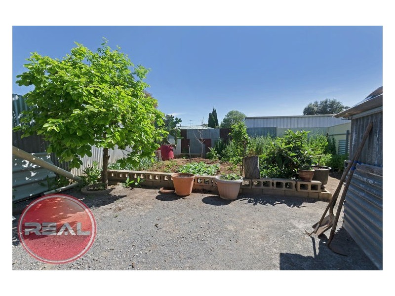 36 Wallace Road, Elizabeth Vale SA 5112
