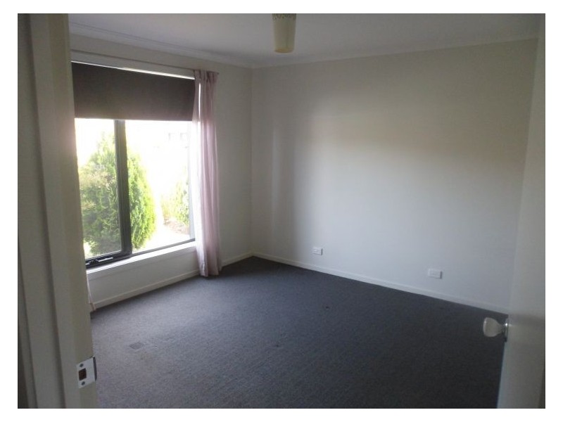 9 Napoleon Court, Paralowie SA 5108