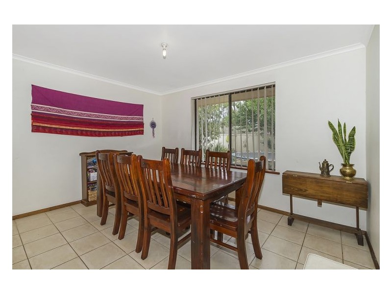 25 Bond Avenue, Burton SA 5110