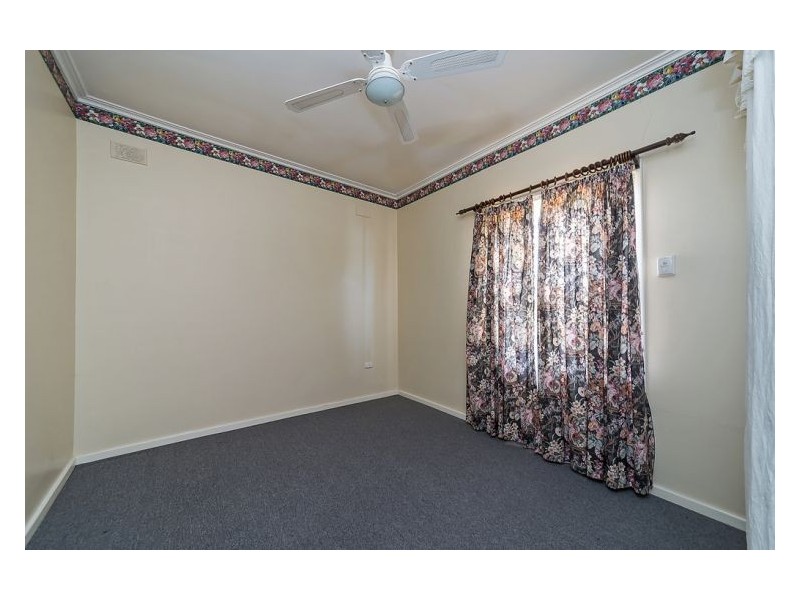 26 Burcombe Street, Elizabeth Vale SA 5112