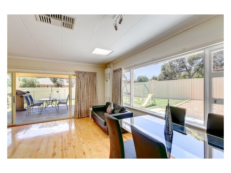 7 Miller Avenue, Para Hills SA 5096