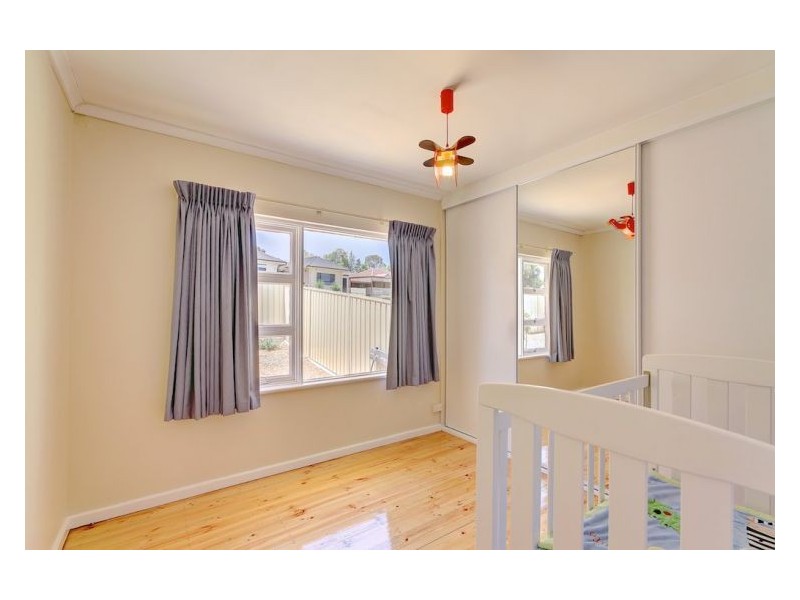 7 Miller Avenue, Para Hills SA 5096