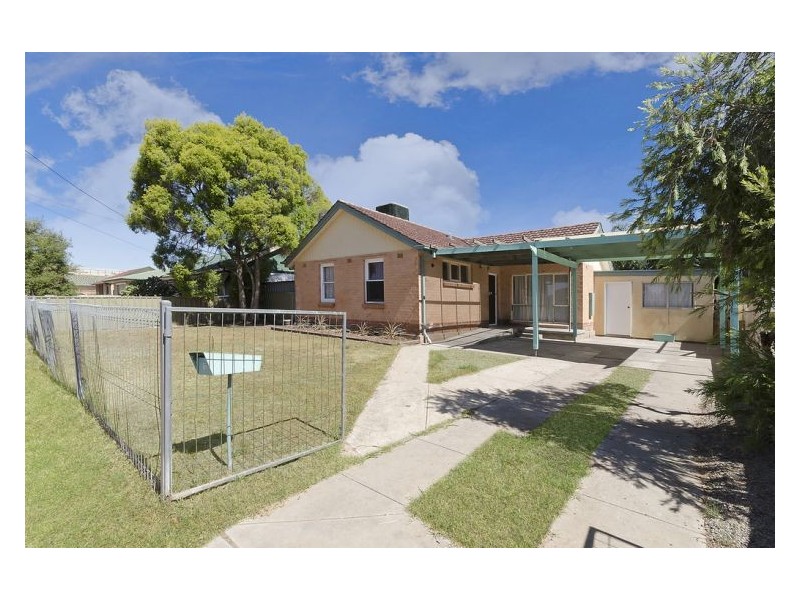 17 Crittenden Road, Smithfield Plains SA 5114
