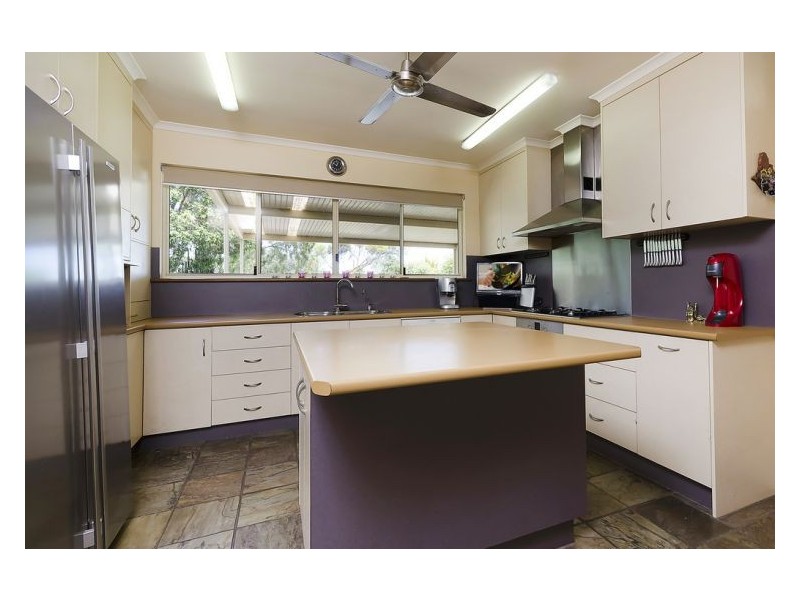 4 Sherley Drive, Para Hills SA 5096