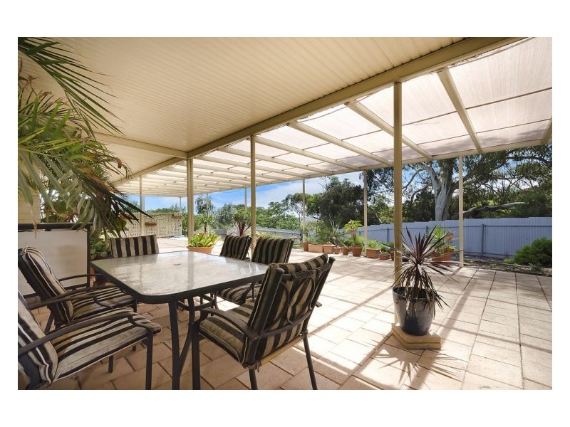 4 Sherley Drive, Para Hills SA 5096