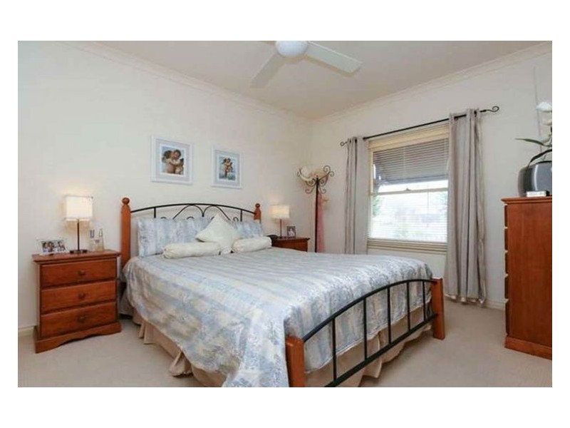 127 Sanctuary Drive, Mawson Lakes SA 5095