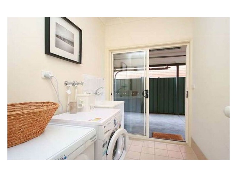 127 Sanctuary Drive, Mawson Lakes SA 5095