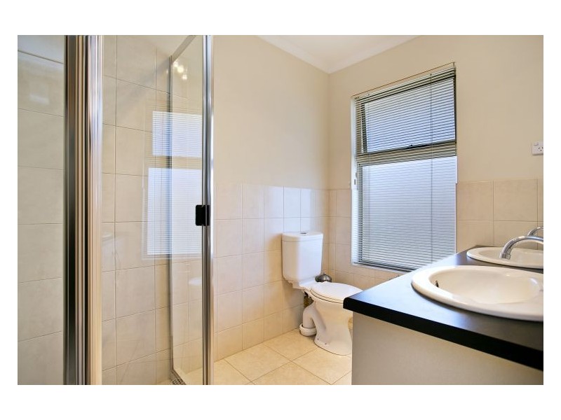 78 Cascades Drive, Mawson Lakes SA 5095