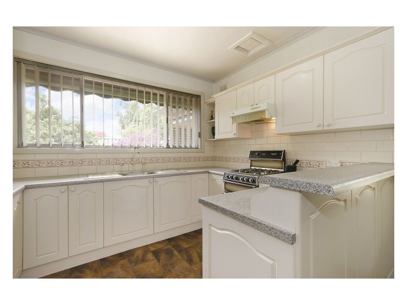 1 Buckingham Drive, Salisbury East SA 5109