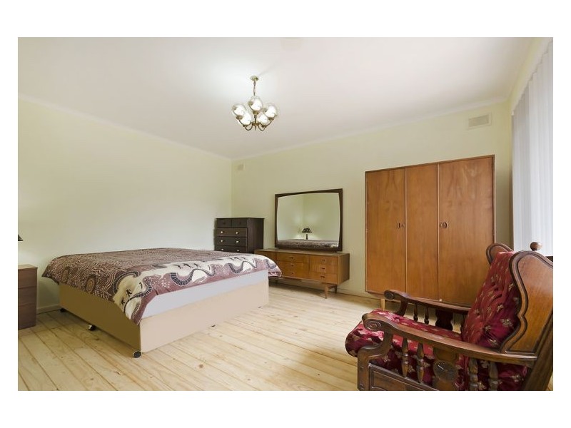 1 Buckingham Drive, Salisbury East SA 5109