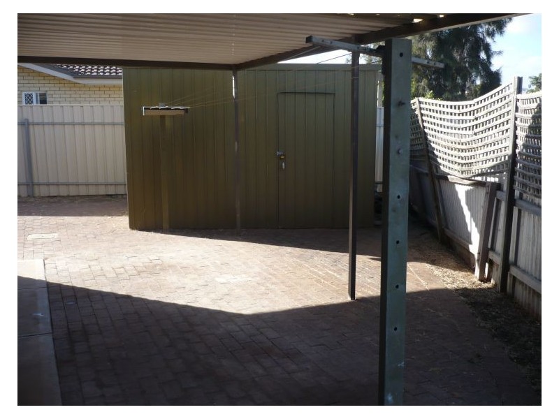 16 Church Road, Campbelltown SA 5074