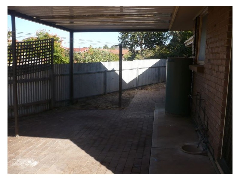 16 Church Road, Campbelltown SA 5074