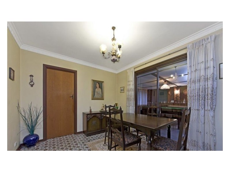 2 Ancell Court, Valley View SA 5093