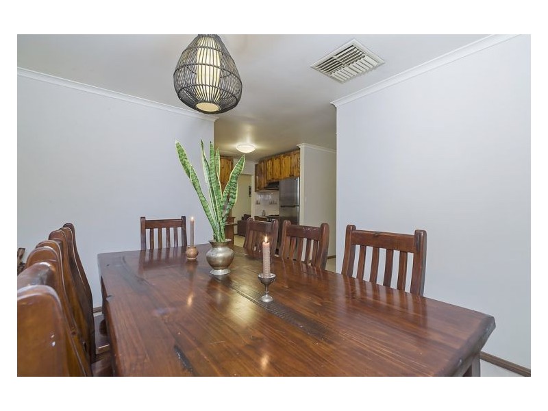 25 Bond Ave, Burton SA 5110