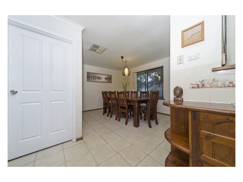 25 Bond Ave, Burton SA 5110