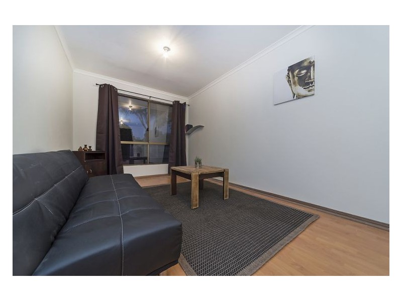 25 Bond Ave, Burton SA 5110