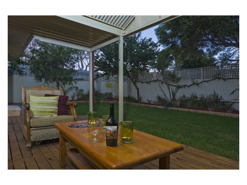 25 Bond Ave, Burton SA 5110