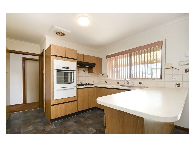 13 Sunderland Avenue, Parafield Gardens SA 5107