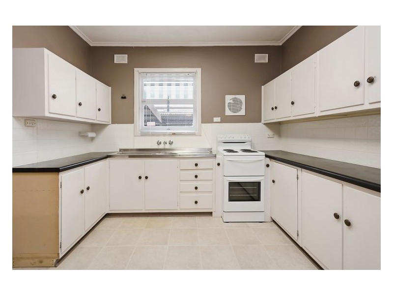 9 Bridport Street, Elizabeth Park SA 5113