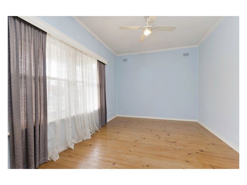 42 Davis Street, West Beach SA 5024