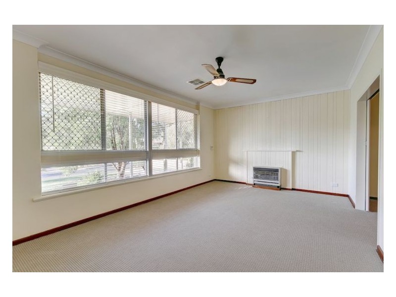 63 Waitara Road, Banksia Park SA 5091