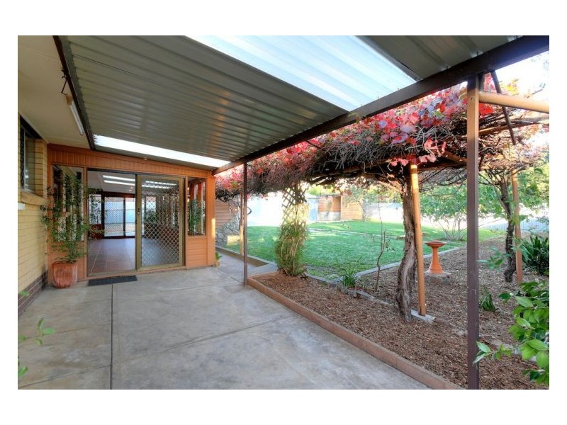 63 Waitara Road, Banksia Park SA 5091