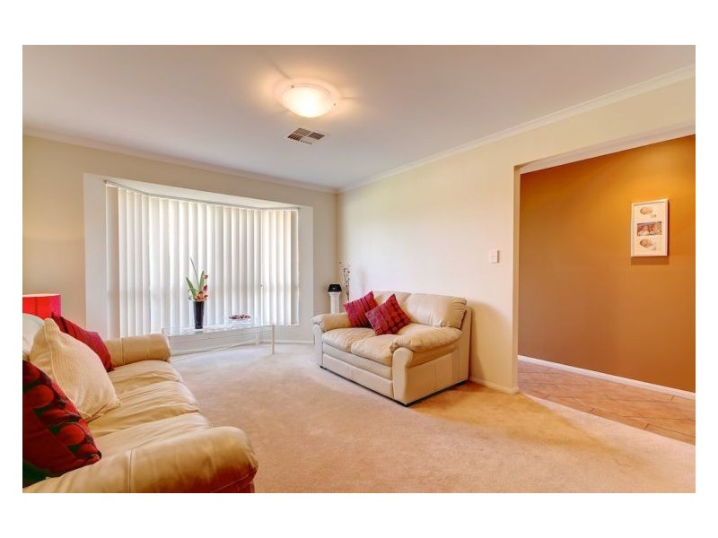 13 Linford Close, Salisbury Downs SA 5108