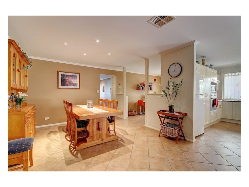 13 Linford Close, Salisbury Downs SA 5108