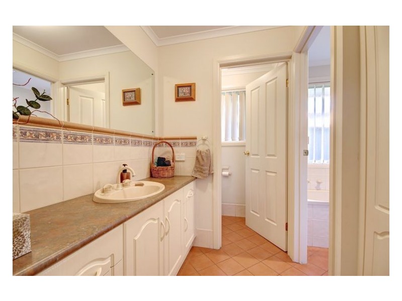 13 Linford Close, Salisbury Downs SA 5108