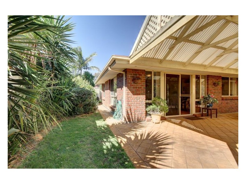 13 Linford Close, Salisbury Downs SA 5108