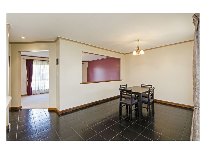 4 Claxton Way, Burton SA 5110