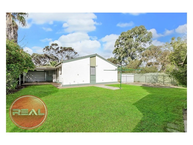 37 St Leonard Crescent, Elizabeth Downs SA 5113