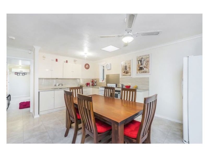 42 Warooka Crescent, Smithfield SA 5114