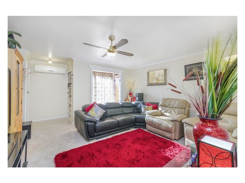 42 Warooka Crescent, Smithfield SA 5114