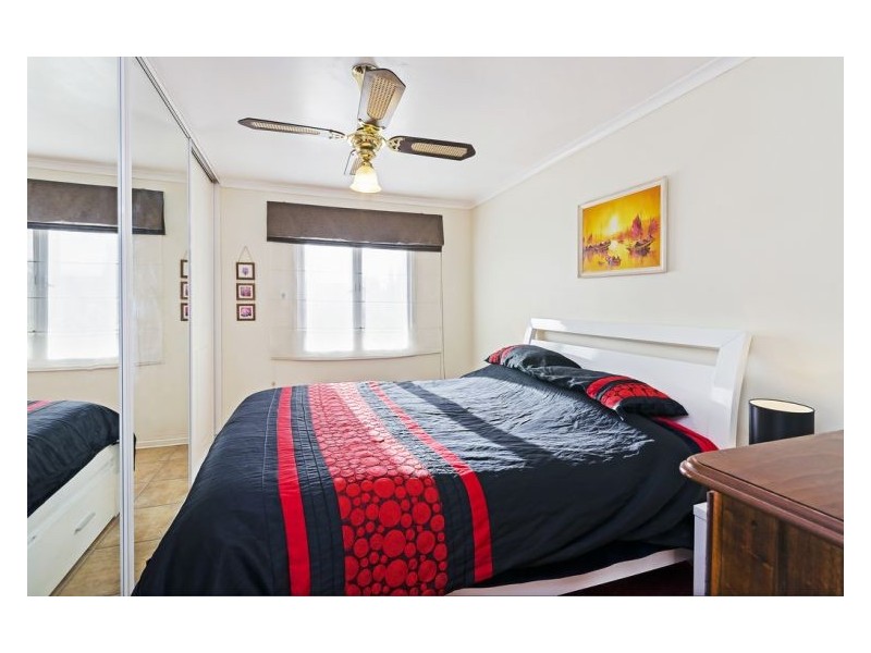 42 Warooka Crescent, Smithfield SA 5114