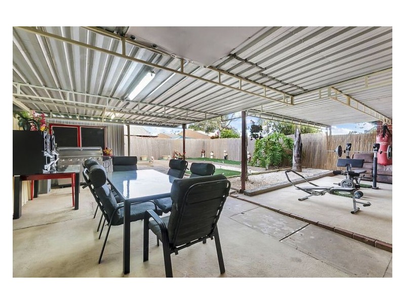 42 Warooka Crescent, Smithfield SA 5114